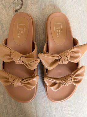 ShuShop Kiki Cognac Double Bow Slide Sandals Size 10